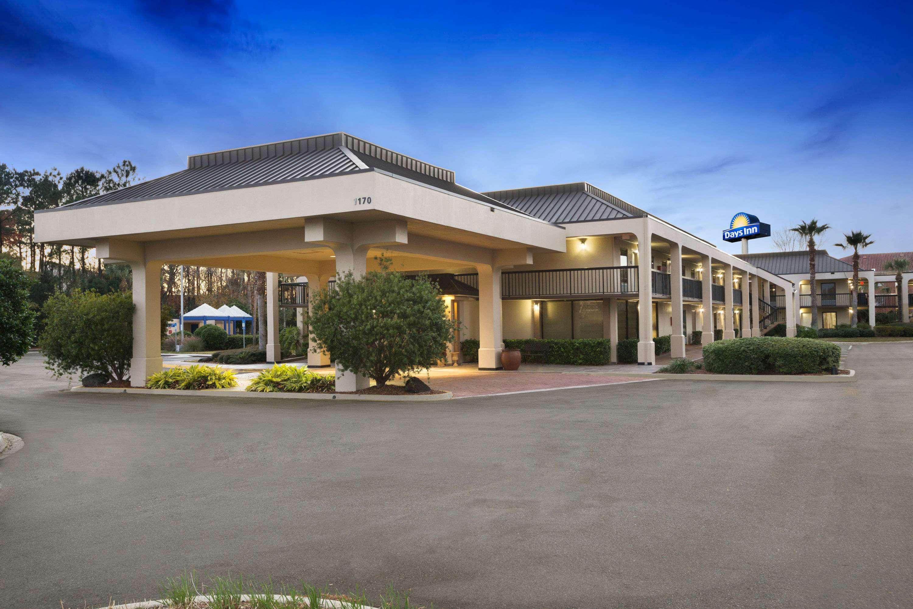 Days Inn By Wyndham Jacksonville Airport Zewnętrze zdjęcie